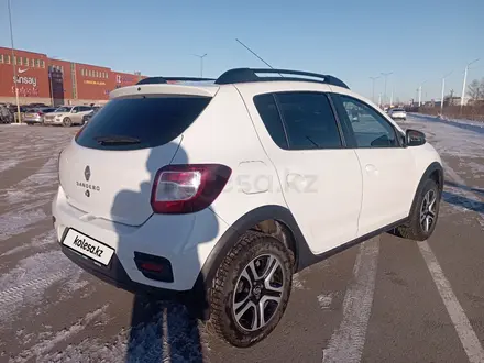 Renault Sandero Stepway 2021 года за 6 300 000 тг. в Астана – фото 2