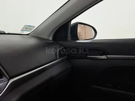 Hyundai Elantra 2018 года за 5 490 000 тг. в Астана – фото 25