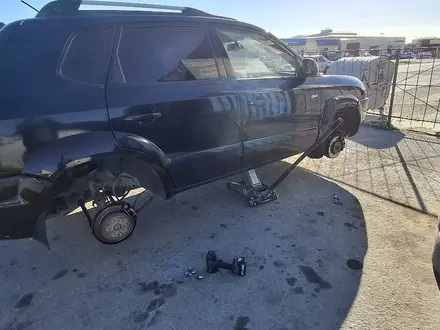 Hyundai Tucson 2007 года за 4 600 000 тг. в Актау – фото 28