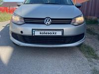 Volkswagen Polo 2015 годаүшін4 500 000 тг. в Атырау