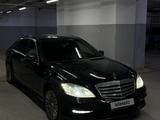 Mercedes-Benz S 550 2008 года за 7 500 000 тг. в Усть-Каменогорск – фото 2