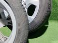 Диск с шинами Bridgestone 225/50R17 от BMW оригиналүшін330 000 тг. в Алматы – фото 8