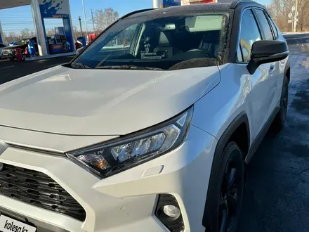 Toyota RAV4 2021 года за 17 000 000 тг. в Костанай