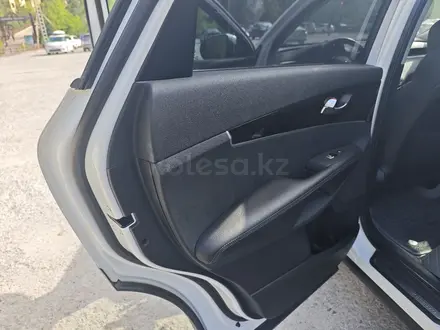 Kia Sorento 2019 года за 10 800 000 тг. в Алматы – фото 12