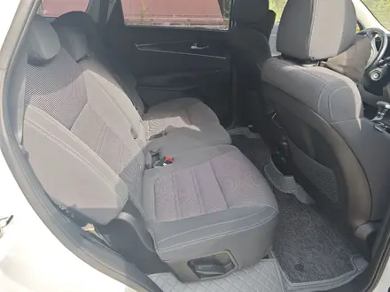 Kia Sorento 2019 года за 10 800 000 тг. в Алматы – фото 17