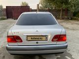 Mercedes-Benz E 280 1996 года за 2 800 000 тг. в Кызылорда – фото 4