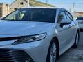 Toyota Camry 2018 года за 16 000 000 тг. в Кентау – фото 2