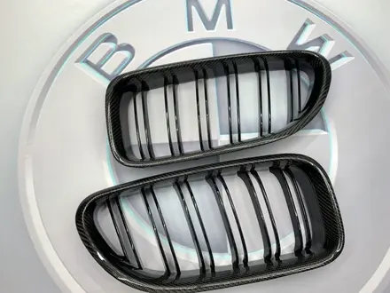 Ноздри (решетка) оригинальный карбон на BMW F06/13/12 за 65 000 тг. в Астана – фото 4