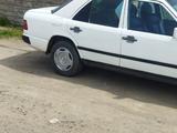 Mercedes-Benz E 230 1989 года за 1 300 000 тг. в Шу – фото 3