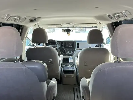 Toyota Sienna 2017 года за 12 750 000 тг. в Алматы – фото 25