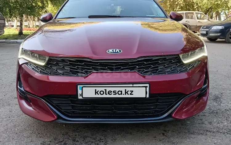 Kia K5 2020 года за 10 500 000 тг. в Петропавловск