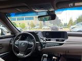 Lexus ES 250 2018 года за 21 000 000 тг. в Астана – фото 4