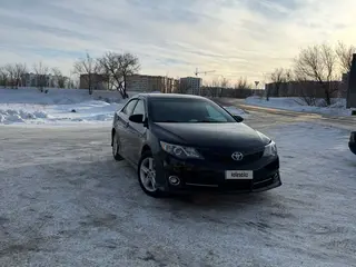 Toyota Camry, 2014