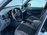 Toyota RAV4 2002 годаfor3 990 000 тг. в Караганда – фото 5