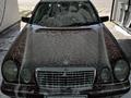 Mercedes-Benz E 220 1998 года за 2 250 000 тг. в Тараз – фото 5