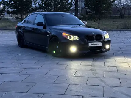 BMW 550 2006 года за 7 500 000 тг. в Алматы – фото 2