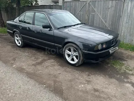 BMW 520 1992 года за 2 000 000 тг. в Астана – фото 12