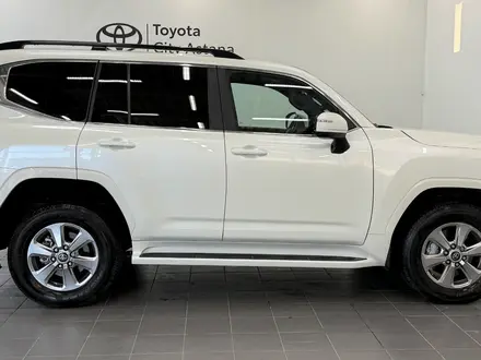 Toyota Land Cruiser Prestige 2022 года за 47 500 000 тг. в Астана – фото 19