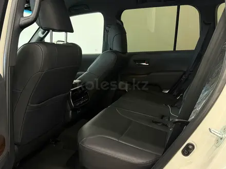 Toyota Land Cruiser Prestige 2022 года за 47 500 000 тг. в Астана – фото 11