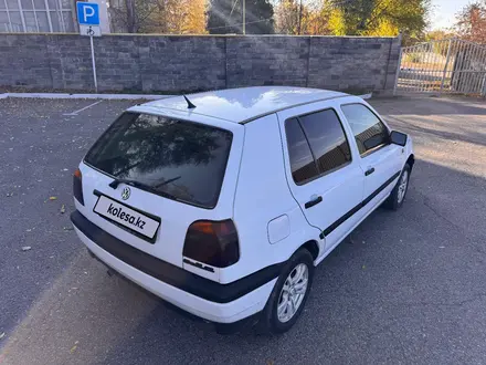 Volkswagen Golf 1993 года за 1 800 000 тг. в Есик – фото 12