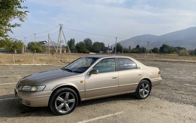 Toyota Camry 1999 года за 2 950 000 тг. в Шымкент