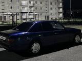 Mercedes-Benz E 220 1993 годаүшін1 850 000 тг. в Жетысай – фото 5