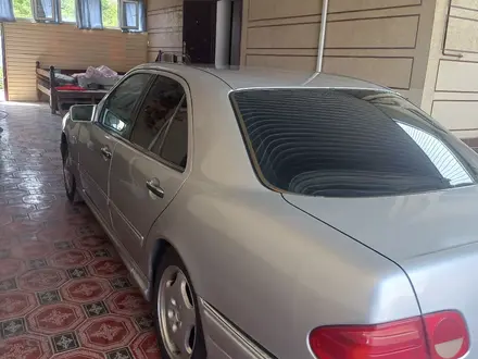 Mercedes-Benz E 280 1999 года за 3 500 000 тг. в Шымкент – фото 4