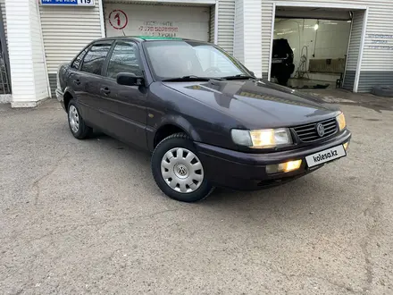 Volkswagen Passat 1994 года за 1 950 000 тг. в Костанай – фото 4