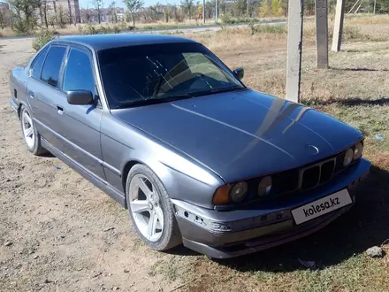 BMW 520 1991 года за 1 200 000 тг. в Аксай – фото 2