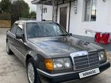Mercedes-Benz E 230 1990 годаfor1 600 000 тг. в Тараз