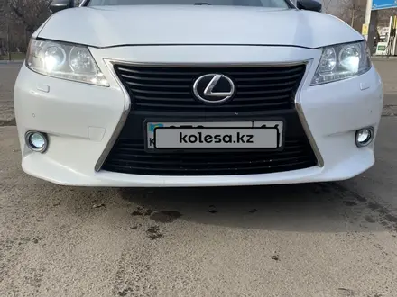 Lexus ES 250 2015 года за 12 800 000 тг. в Павлодар