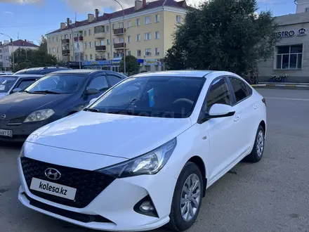 Hyundai Solaris 2022 года за 7 500 000 тг. в Кокшетау