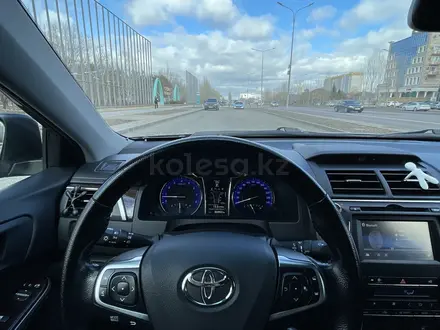 Toyota Camry 2015 года за 13 000 000 тг. в Астана – фото 11