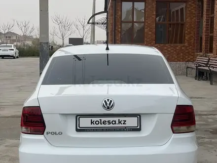 Volkswagen Polo 2015 года за 5 500 000 тг. в Актау – фото 4