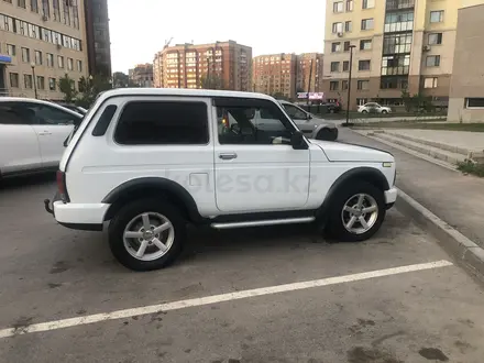 ВАЗ (Lada) 2121 (4x4) 2012 года за 2 400 000 тг. в Астана – фото 4