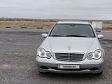 Mercedes-Benz C 320 2001 года за 4 200 000 тг. в Актау – фото 2