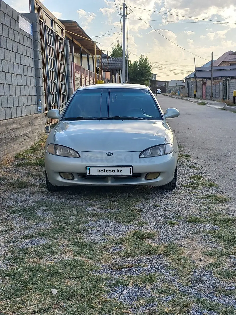 Hyundai Avante, 1995