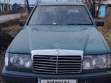 Mercedes-Benz E 200 1989 года за 700 000 тг. в Караганда