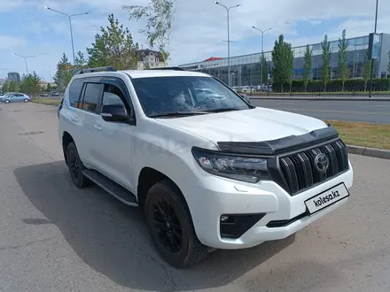 Toyota Land Cruiser Prado 2023 года за 41 000 000 тг. в Астана – фото 2