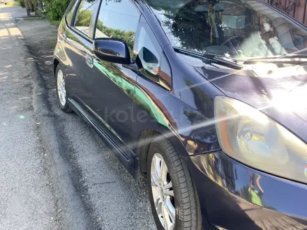Honda Fit 2009 года за 3 950 000 тг. в Алматы – фото 2
