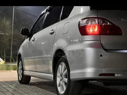 Toyota Ipsum 2003 года за 6 300 000 тг. в Атырау – фото 15