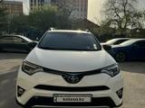 Toyota RAV4 2016 годаүшін11 000 000 тг. в Алматы