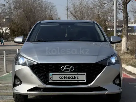 Hyundai Accent 2021 года за 7 100 000 тг. в Шымкент – фото 2