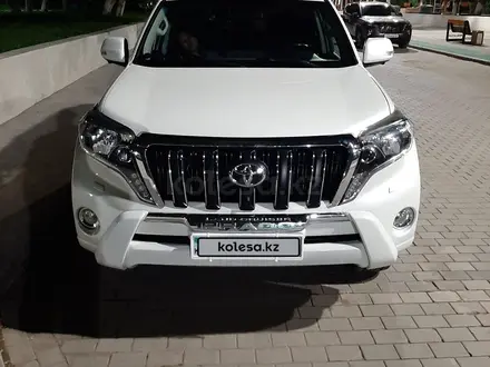 Toyota Land Cruiser Prado 2014 года за 17 450 000 тг. в Астана