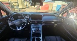 Hyundai Santa Fe 2021 года за 13 500 000 тг. в Караганда – фото 3