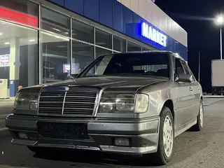 Mercedes-Benz E-Class, 1993