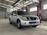 Nissan Pathfinder 2010 годаfor8 000 000 тг. в Актобе – фото 3