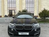 BMW X5 2017 года за 25 000 000 тг. в Шымкент – фото 2