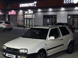 Volkswagen Golf 1995 годаүшін750 000 тг. в Атырау – фото 2