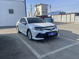 Toyota Camry 2021 года за 12 000 000 тг. в Атырау